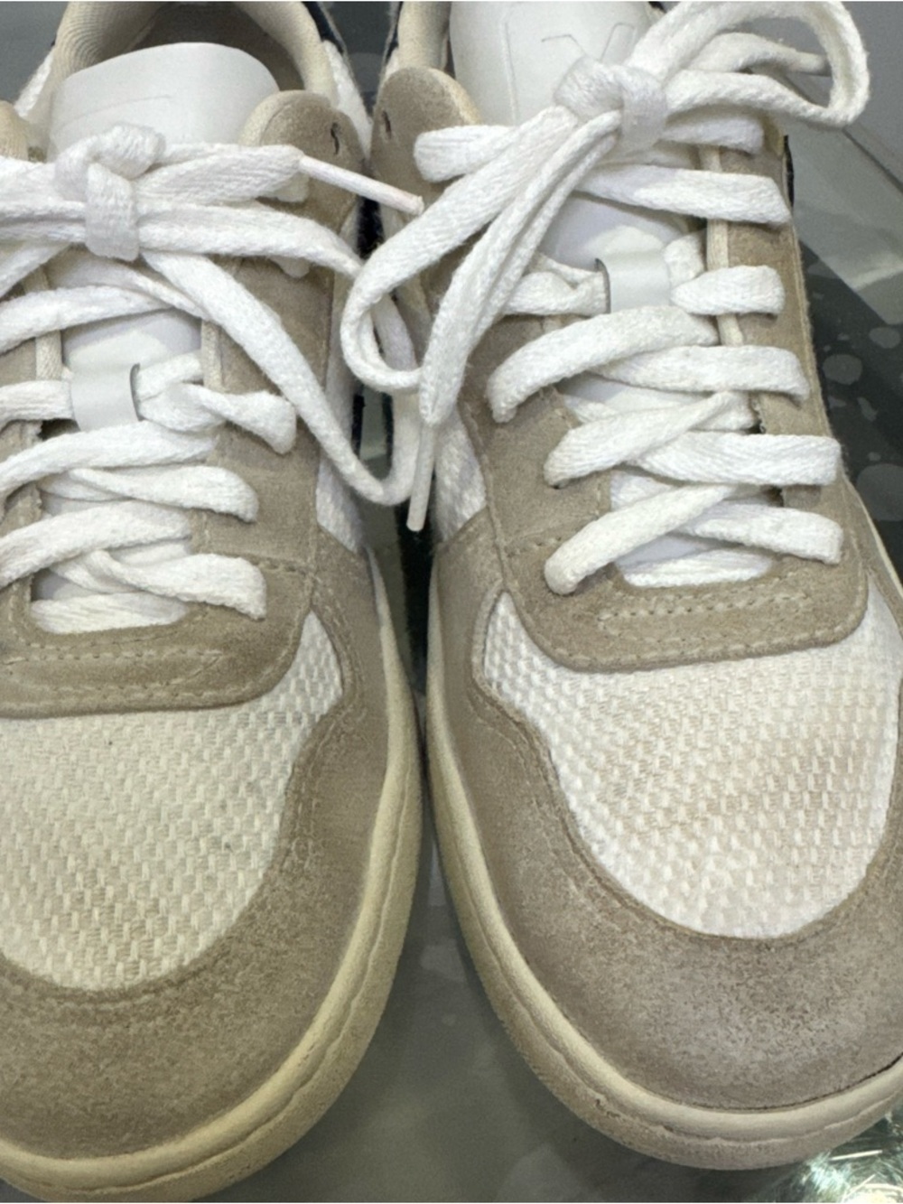 Veja Kids Sneakers in Beige, White and Navy - Picture 7 of 8